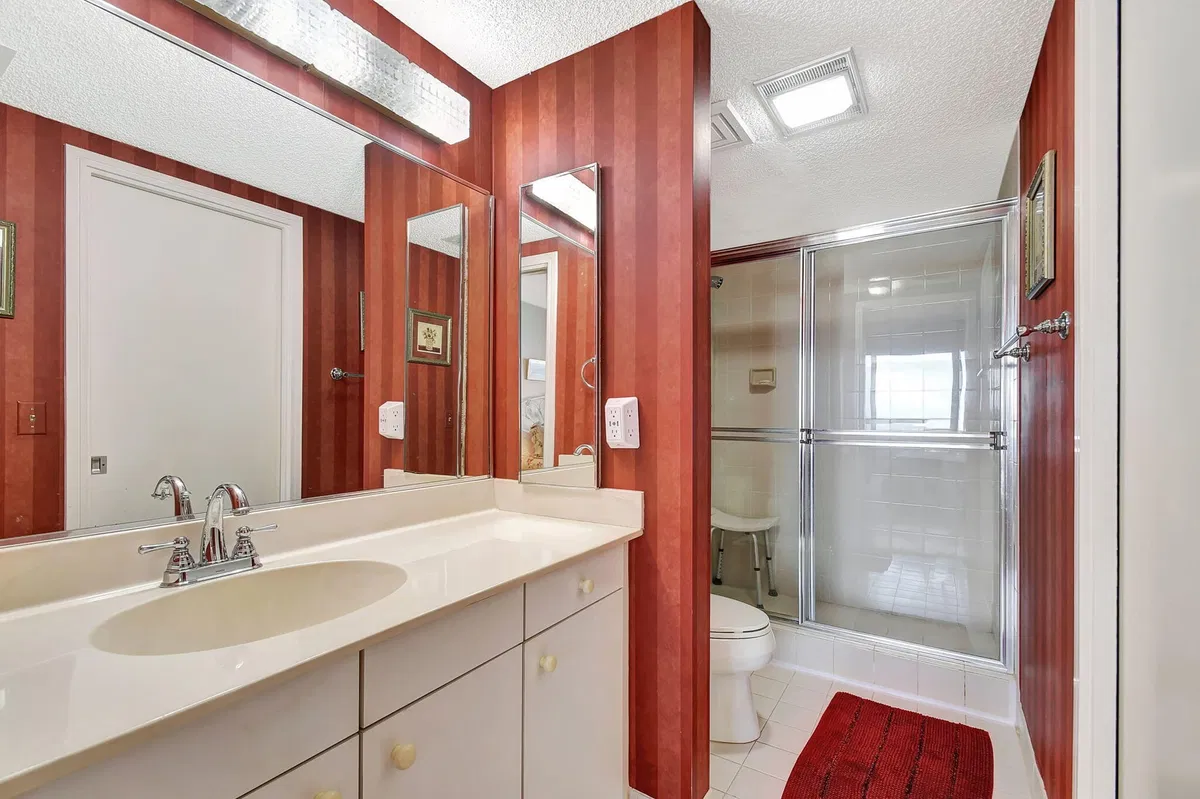 4000 N Ocean Singer Island Unit 2401 photo 25