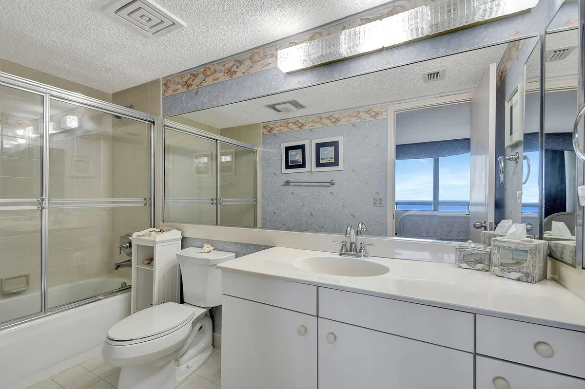 4000 N Ocean Singer Island Unit 2401 photo 28