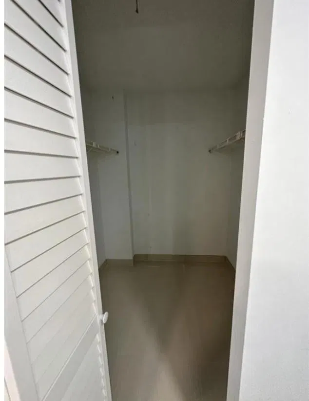 Unit 118 photo 25