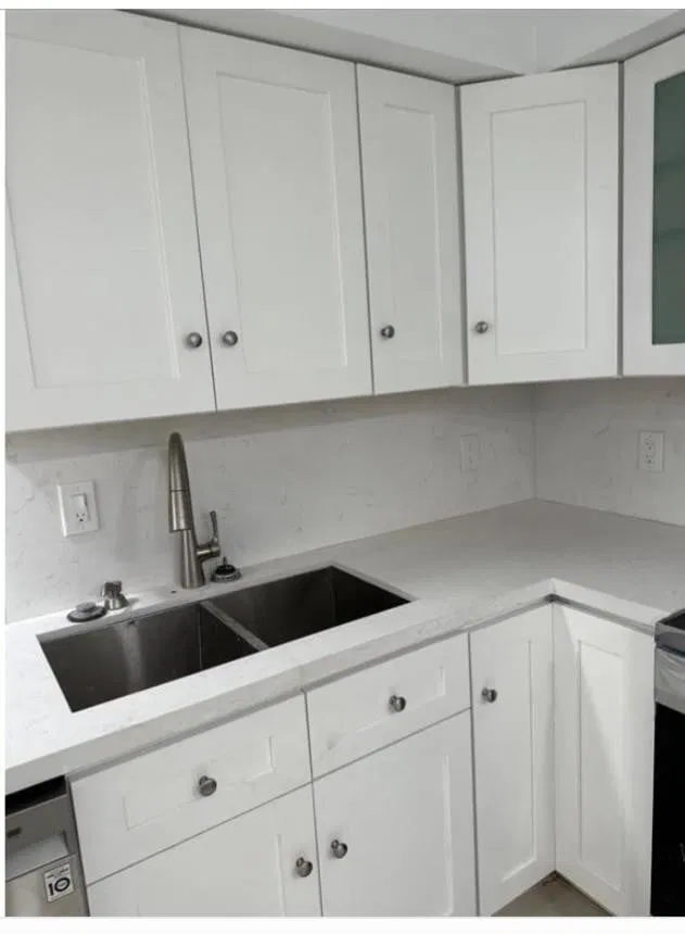 Unit 118 photo 28