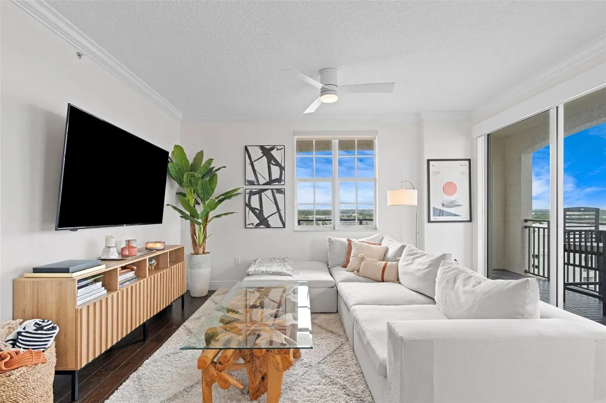 The Montecito Unit 1213