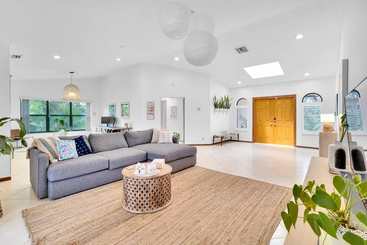 New Floresta Boca Raton Residence
