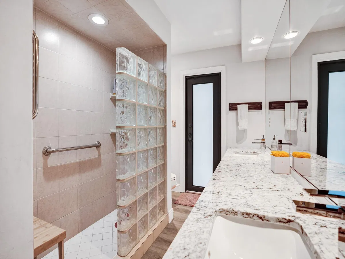 Boca Bath & Tennis Residence photo 46