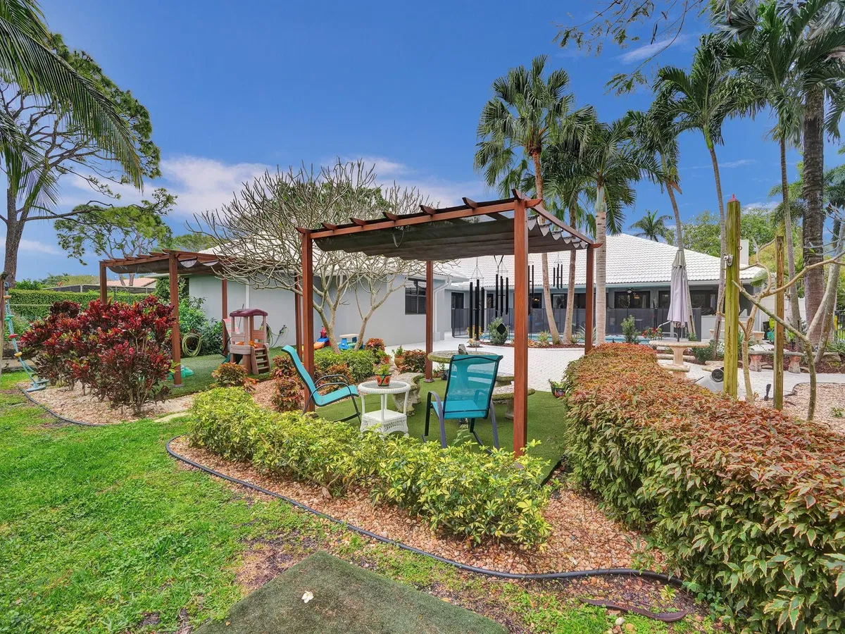 Boca Bath & Tennis Residence photo 76