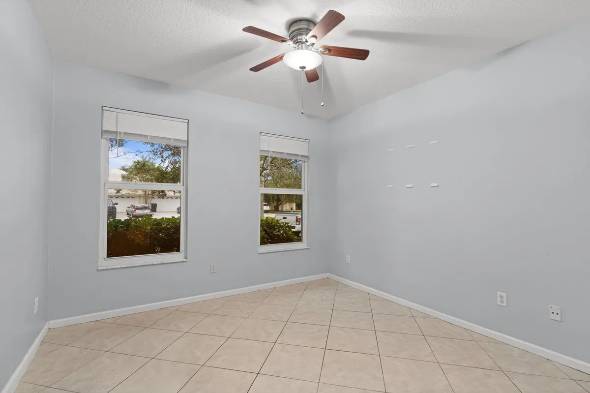 Residence photo 10