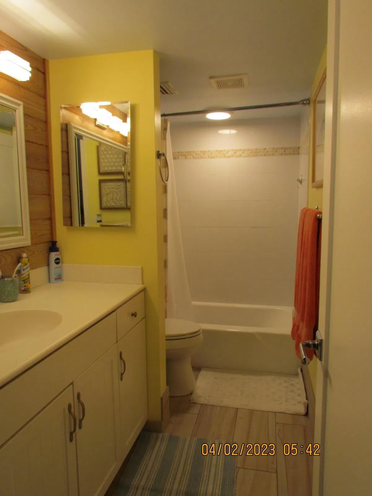 Unit 2-202 photo 16