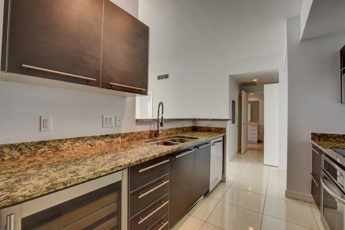CityPlace South Tower Unit 1120 photo 10