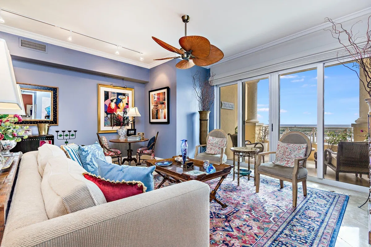Esplanade Grande Unit 1102 photo 4