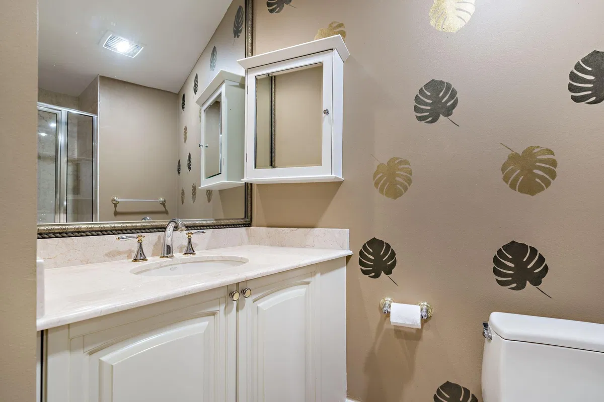 Esplanade Grande Unit 1102 photo 16