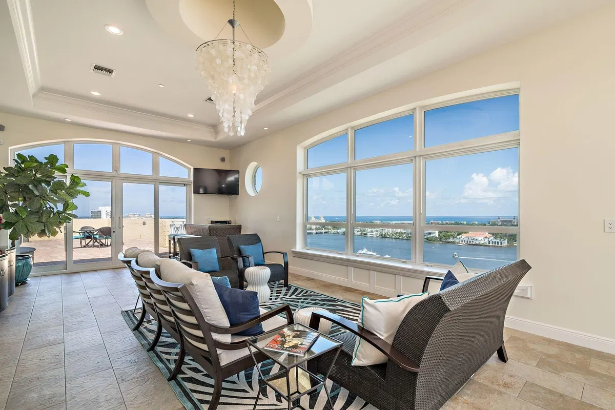 Esplanade Grande Unit 1102 photo 22