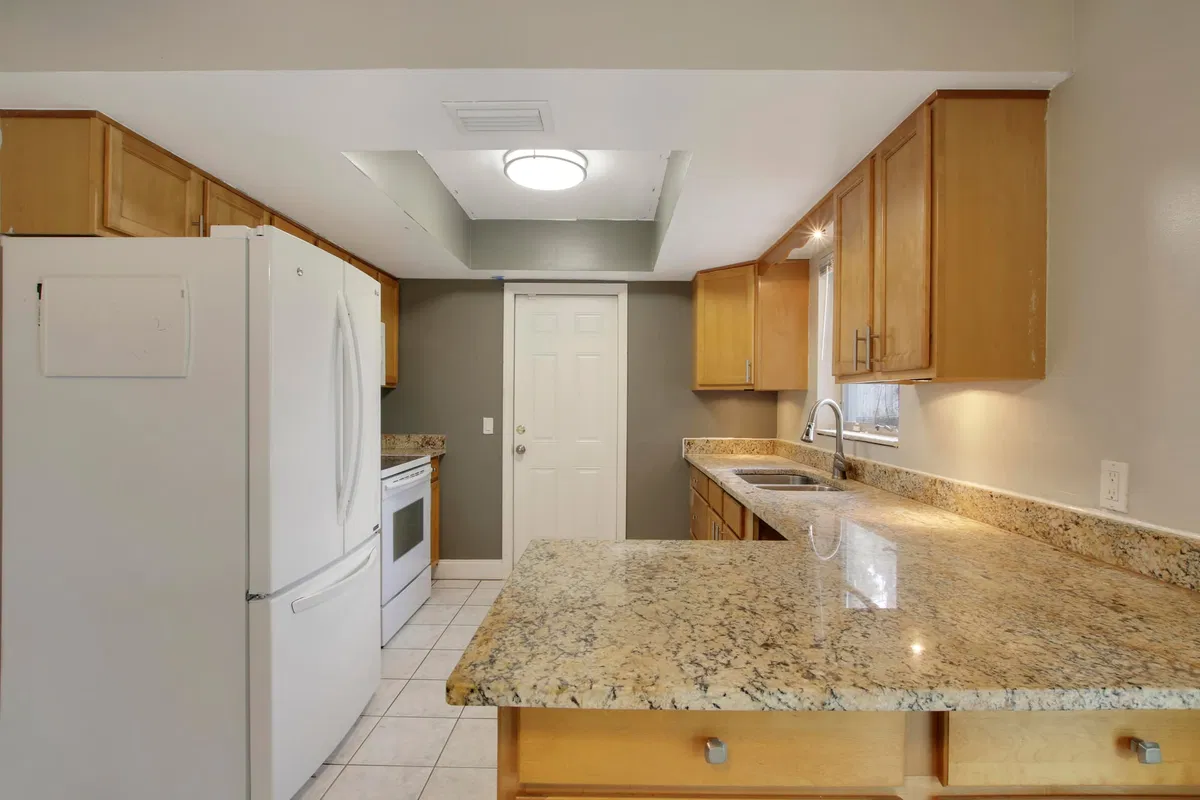 Residence photo 7