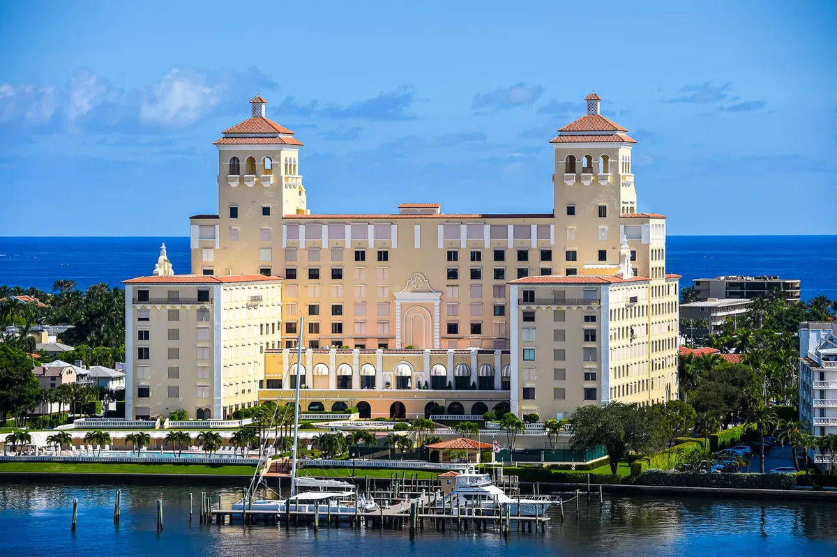 Palm Beach Biltmore Unit 306 photo 10