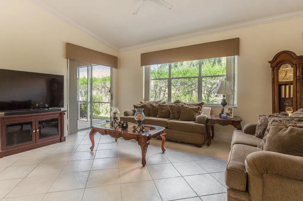 Residence photo 4