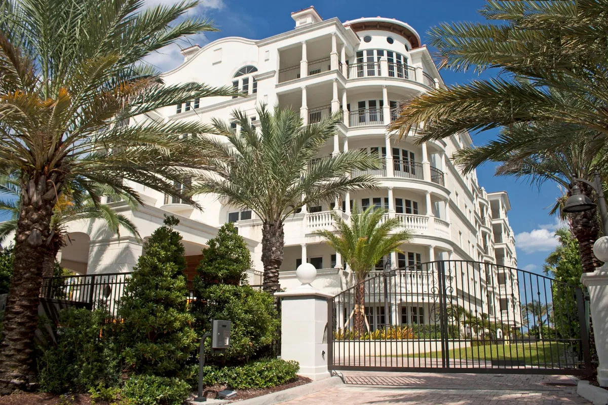 Dolce Vita Singer Island Unit 301 photo 4