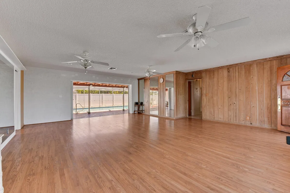 Residence photo 7