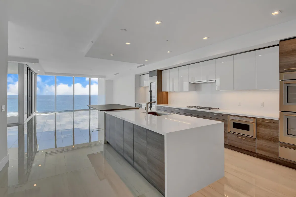 5000 North Ocean Unit 1801 photo 10