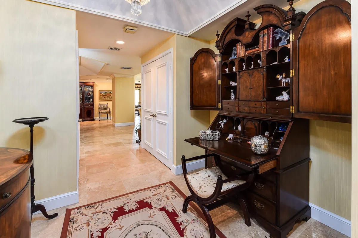 Palm Beach Biltmore Unit 201 photo 7