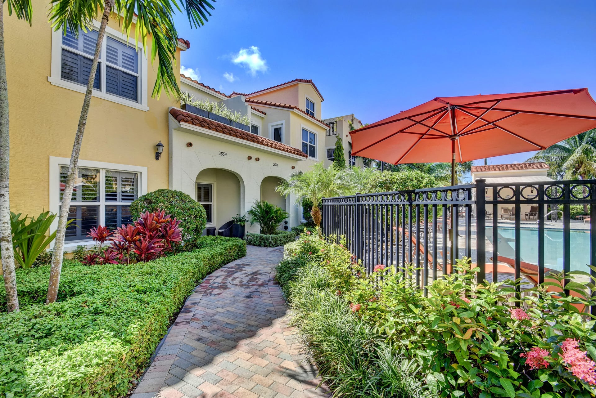 Villas on Antique Row Residence photo 4