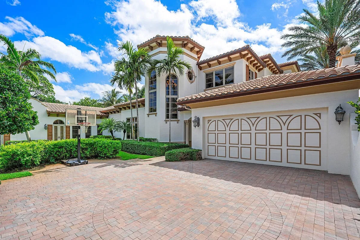 Steeplechase Residence photo 4