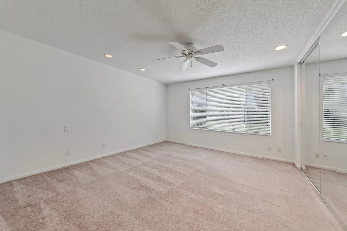 Residence photo 10