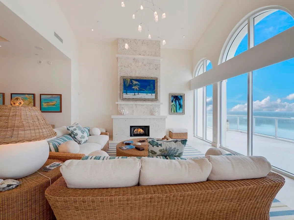 Bellaria Condos Palm Beach Unit Ph 7 photo 4