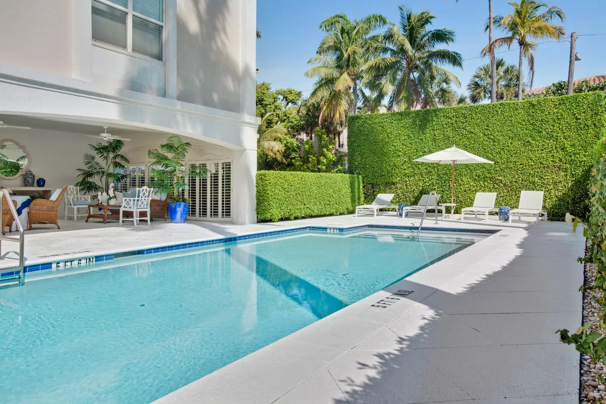 Island House Condos Unit 2d photo 22