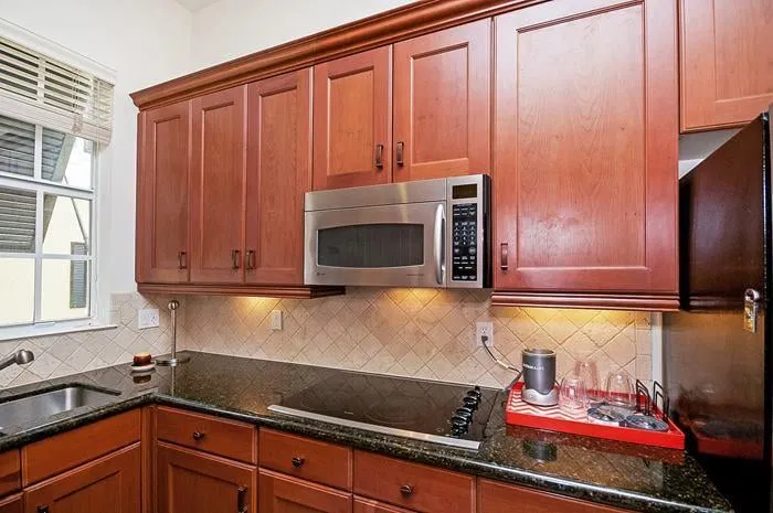 Hamilton Place Unit B photo 13