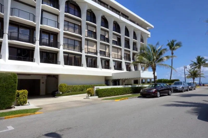 Dunster House Palm Beach Unit 2a photo 28