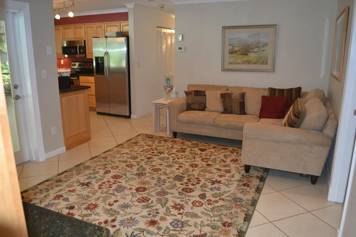 Residence photo 4