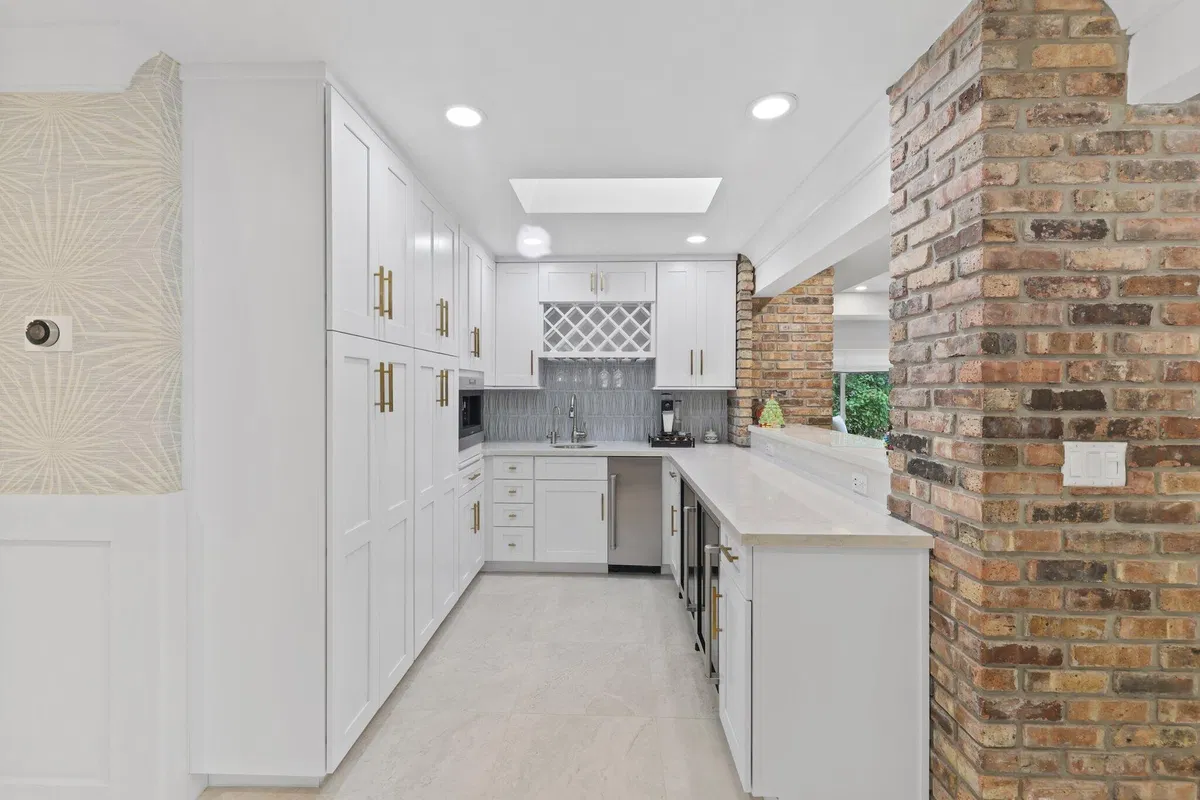 Boca Bath & Tennis Residence photo 13