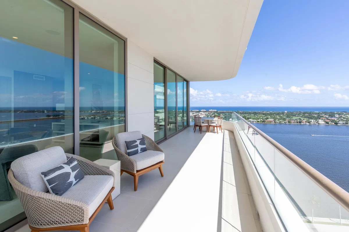 La Clara Palm Beach Unit 2201 photo 7