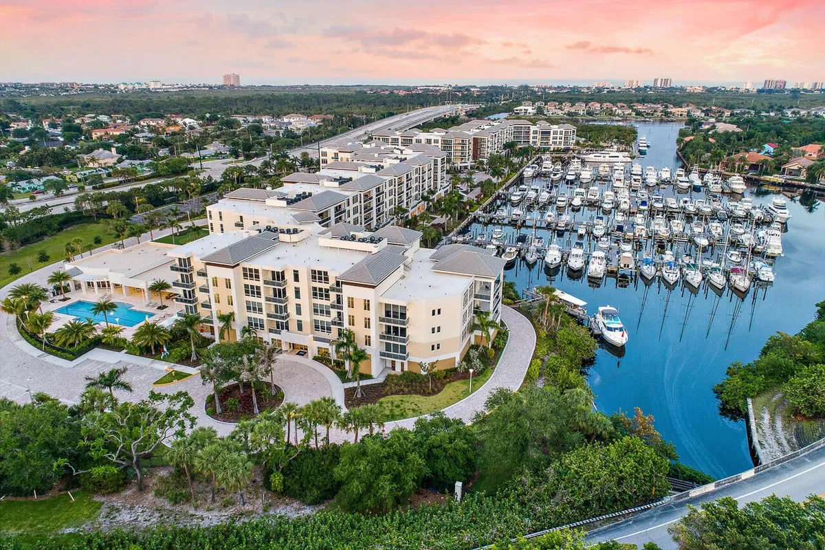 Azure Palm Beach Gardens Unit 301