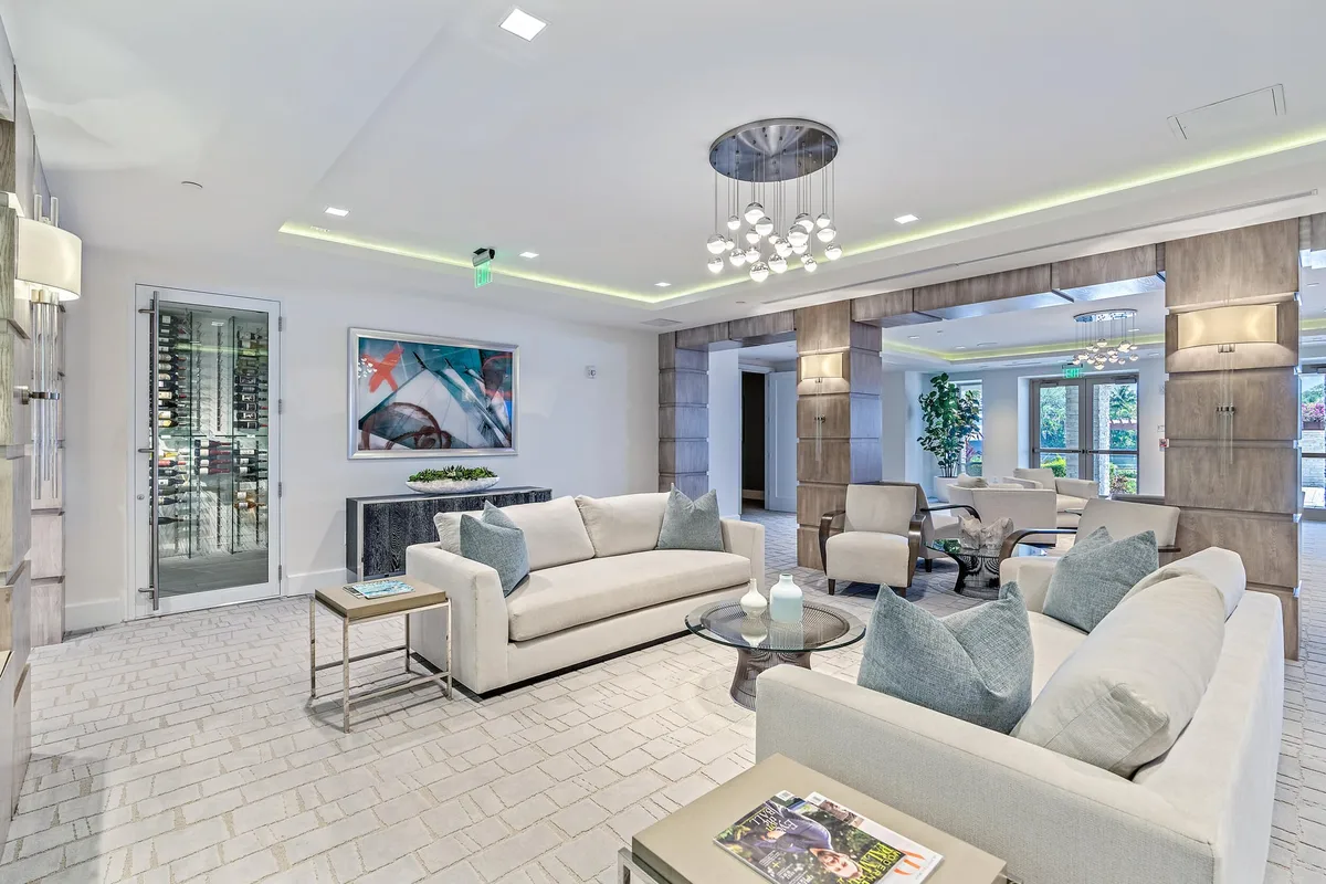 Azure Palm Beach Gardens Unit 301 photo 22