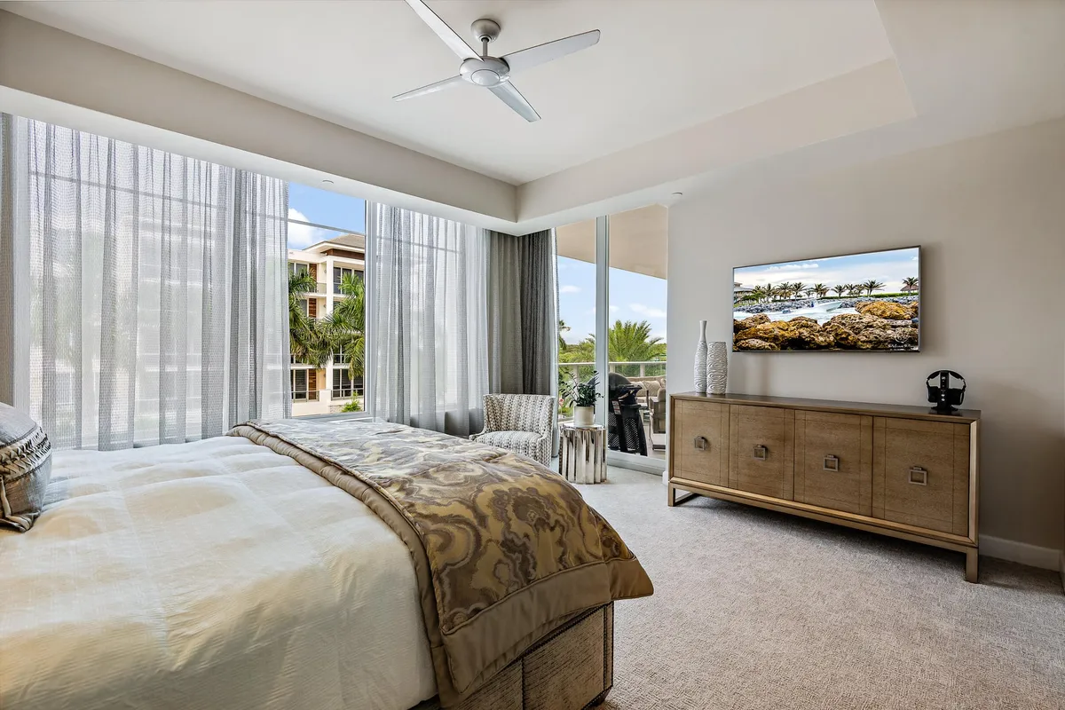 Azure Palm Beach Gardens Unit 302 photo 10