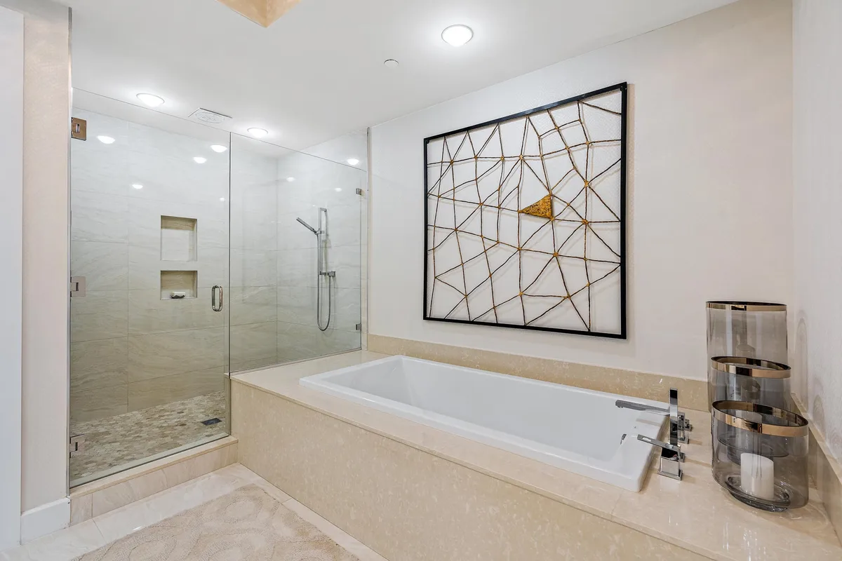 Azure Palm Beach Gardens Unit 302 photo 13