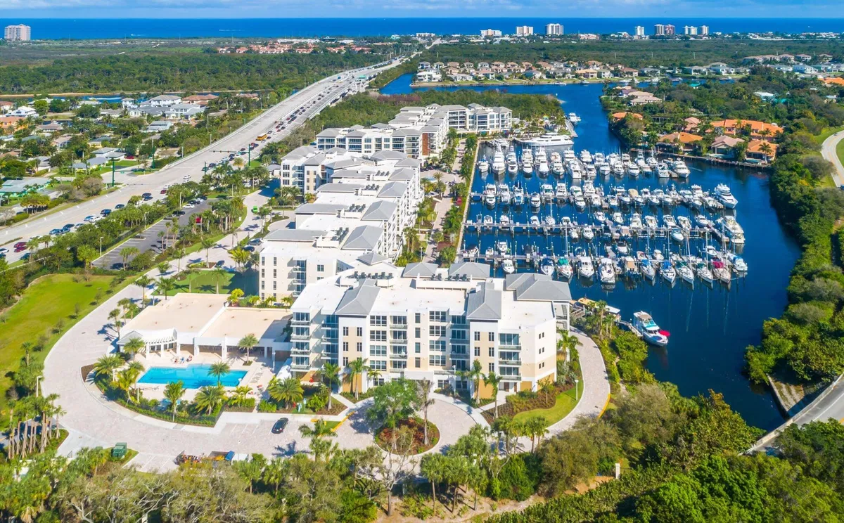 Azure Palm Beach Gardens Unit 507