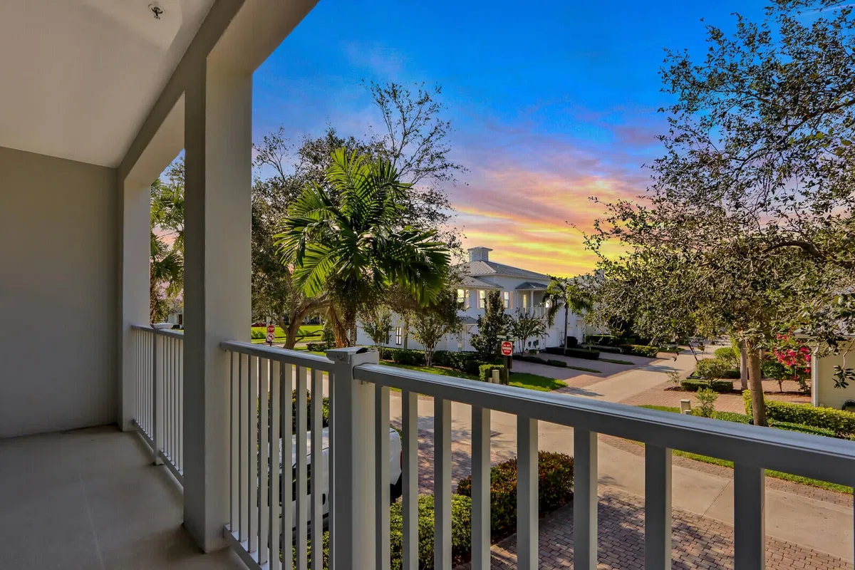 Mallory Creek Abacoa Residence photo 49