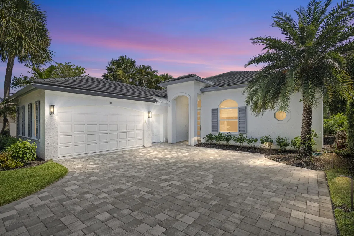 Admirals Cove Residence
