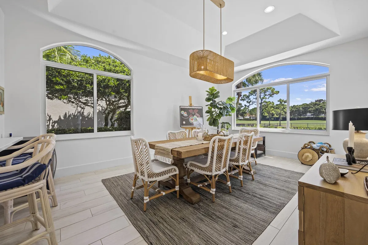 Admirals Cove Residence photo 10