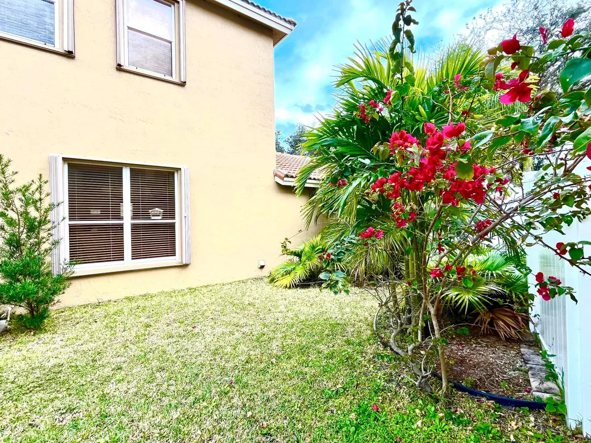 Residence photo 7