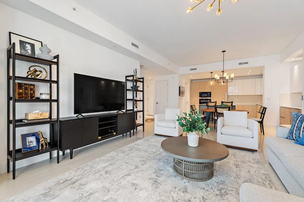 Amrit Ocean Resort & Residences Unit H-1710 photo 10