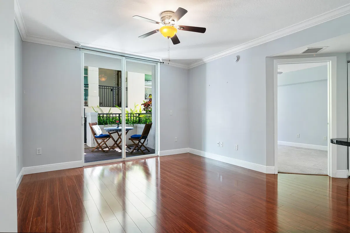 The Prado Unit 542 photo 10