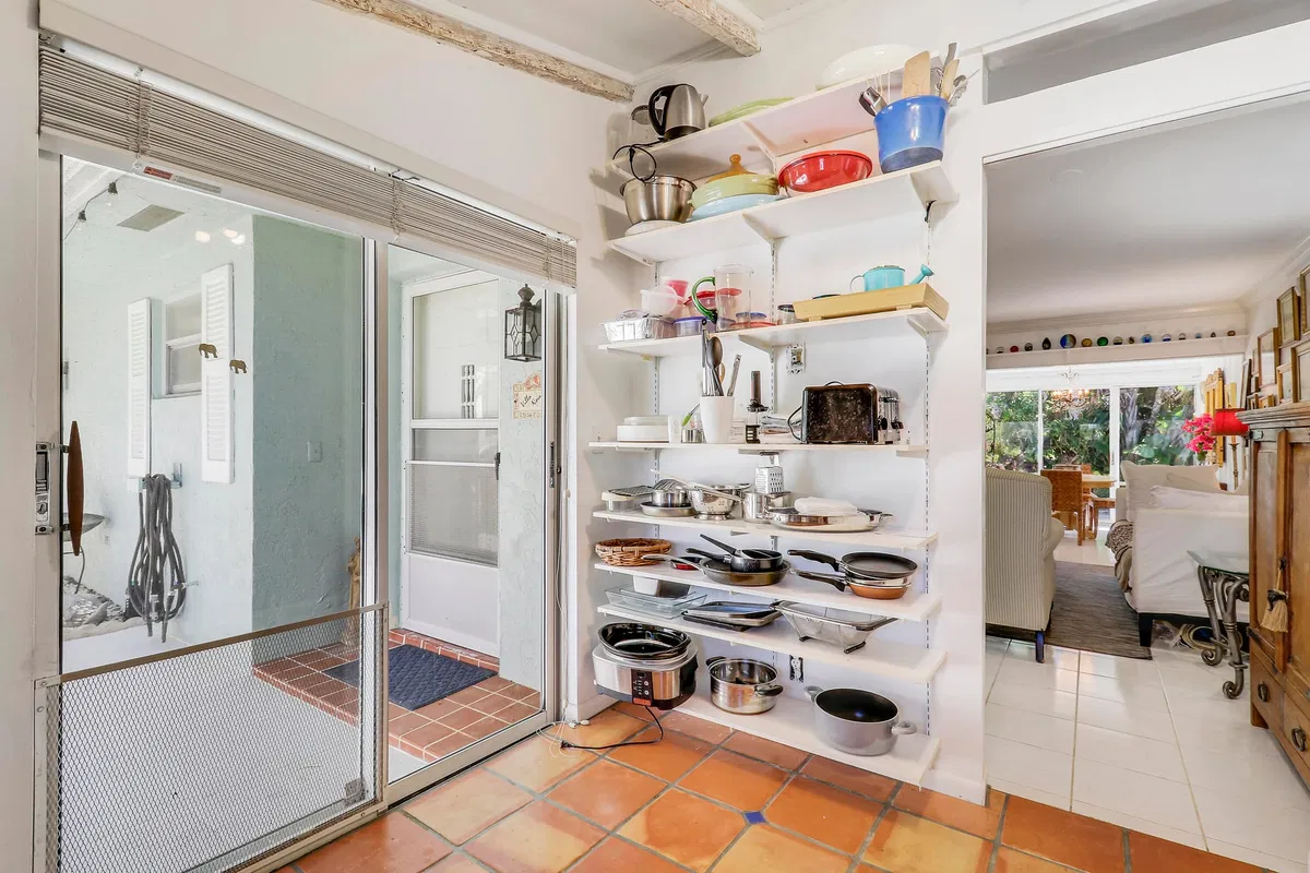 Residence photo 16