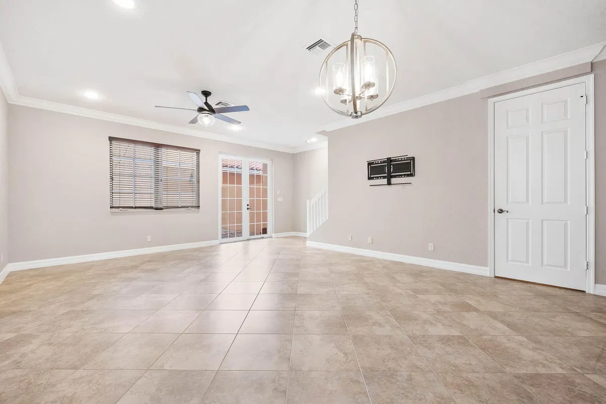 Canterbury Place Residence photo 4