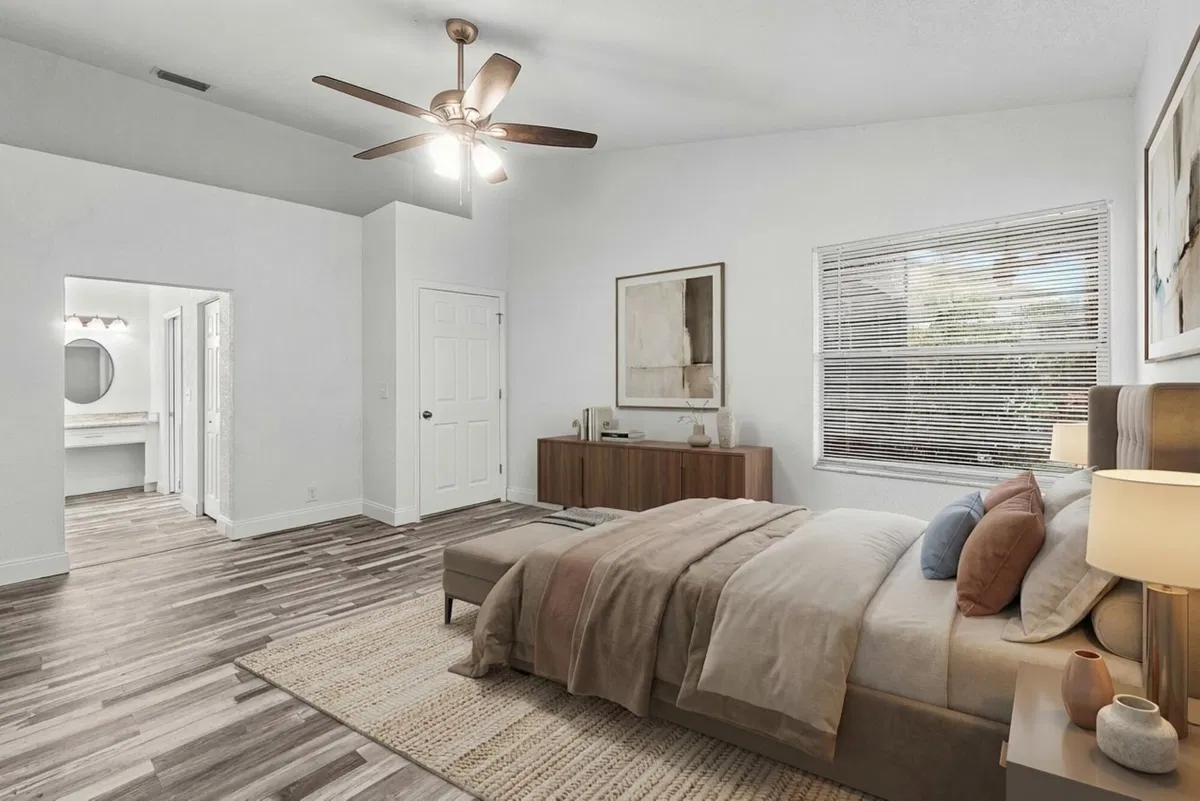 Residence photo 4
