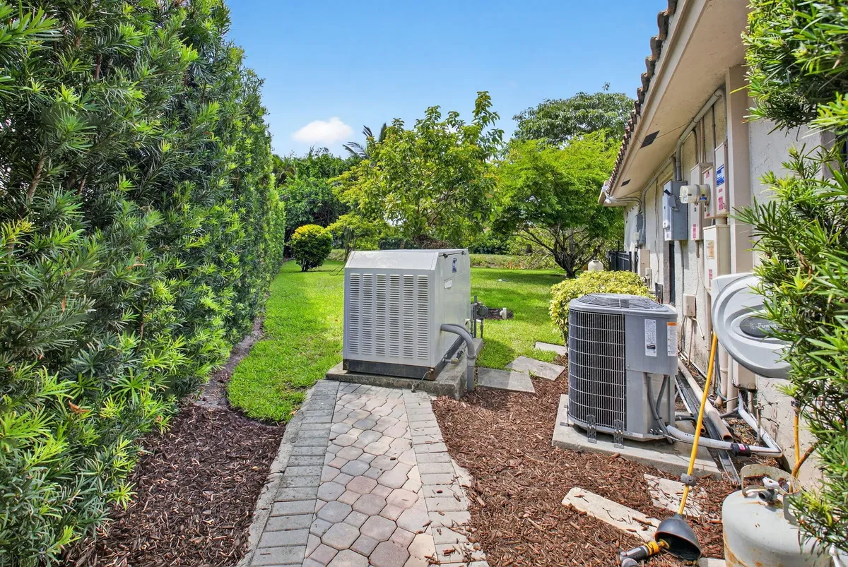 Boca Grove Residence photo 37