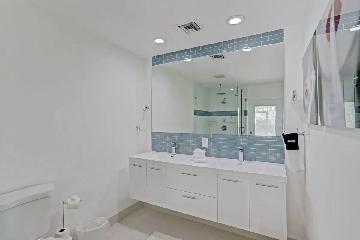 Residence photo 13