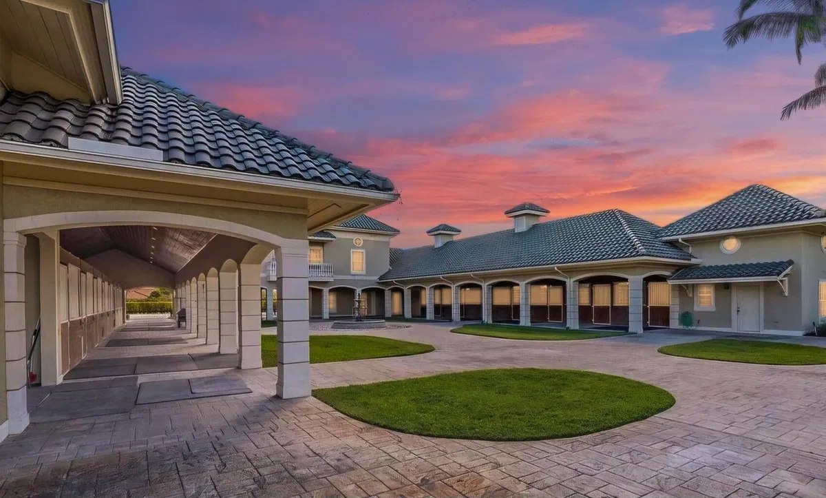 Palm Beach Point Residence photo 4