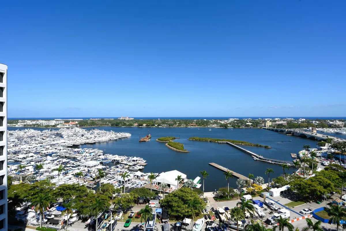 The Plaza of The Palm Beaches Unit 17c photo 13