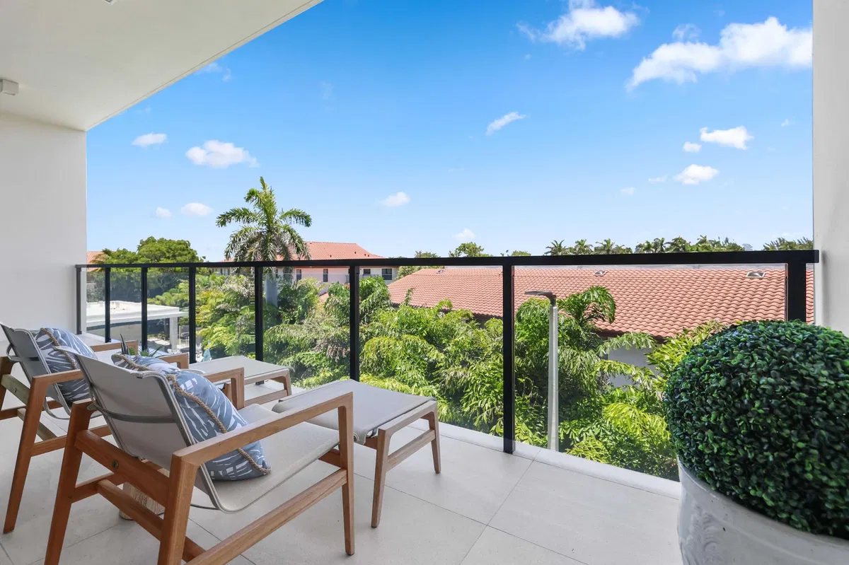 1177 Moderne Delray Beach Unit 306 photo 22